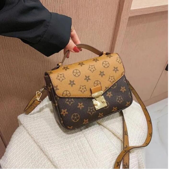 2023 Hot Shoulder Messenger Bags Women Leather Handbags Luxurys Brand METIS Crossbody Bag Purse Woman Handbag Designers Tote Wallets M41465, This is not for sale
2023 Hot Shoulder Messenger Bags Women Leather Handbags Luxurys Brand METIS Crossbody Bag Purse Woman Handbag Designers Tote Wallets M41465, This is not for sale
