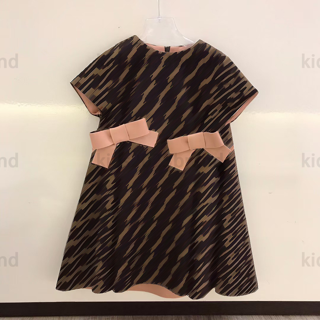 2023ss air cotton dresses with bow tie high-end girls dresses summer princess dress brand designer kids pleated dress for girl 90-160cm fashion skirts for girls, 8#
2023ss air cotton dresses with bow tie high-end girls dresses summer princess dress brand designer kids pleated dress for girl 90-160cm fashion skirts for girls, 8#