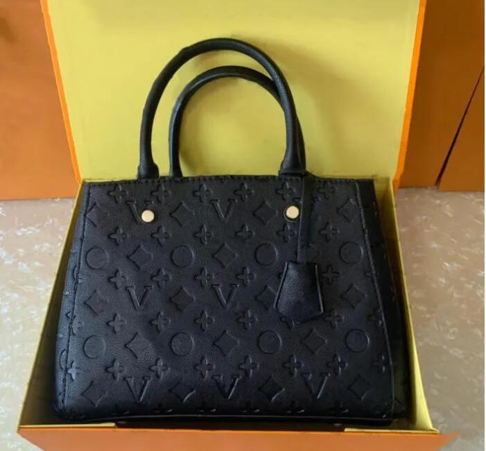 2023 Designer Luxury Satchel Messenger Handbag Leather Strim Handles with Shoulder Strap Crossbody Bag French bag Purse Crossbody Bag 668, This is not for sale
2023 Designer Luxury Satchel Messenger Handbag Leather Strim Handles with Shoulder Strap Crossbody Bag French bag Purse Crossbody Bag 668, This is not for sale