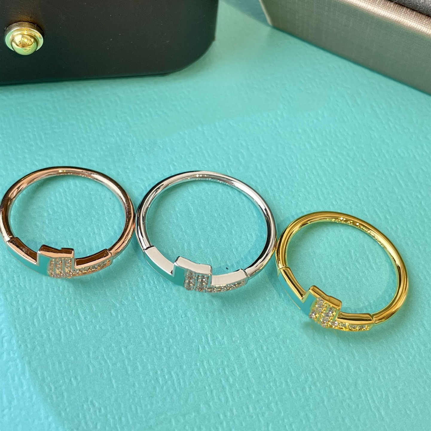 Band rings steel color retention rings 18k gold designer ring For Lover Women Jewelry
Band rings steel color retention rings 18k gold designer ring For Lover Women Jewelry