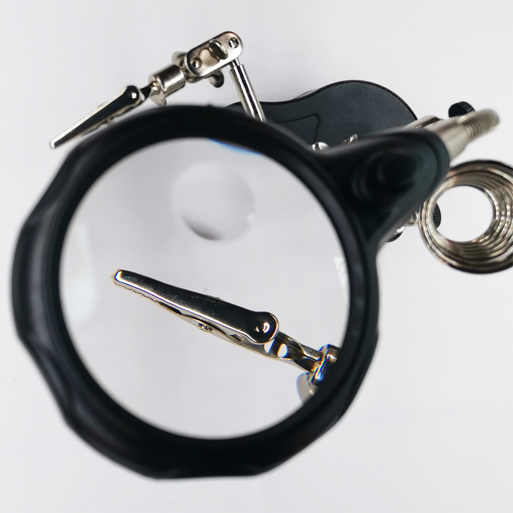 Welding Equipment Helping Hands Soldering Station 35X 12X Magnifying Glass LED Lighted Magnifier with Auxiliary Clips Alligator C2417531