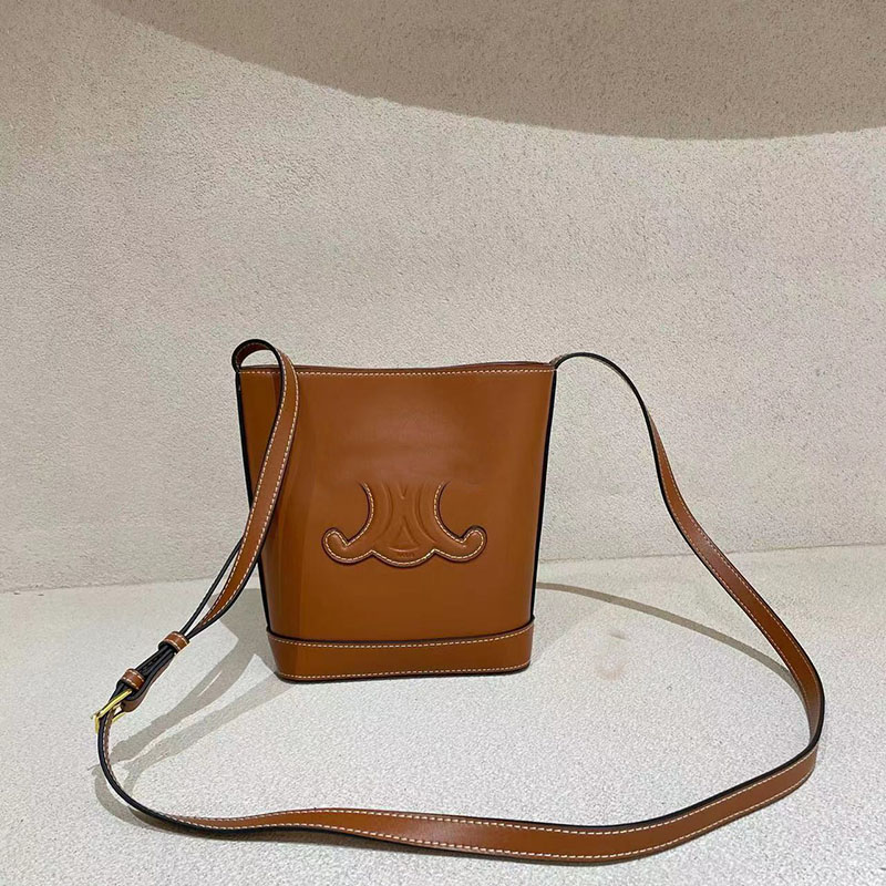 bag Fashion s designer leather handbag triomphe bucket bag Exquisite and small package tote bag casual women's Shoulder Cross body bags, Pink
bag Fashion s designer leather handbag triomphe bucket bag Exquisite and small package tote bag casual women's Shoulder Cross body bags, Pink