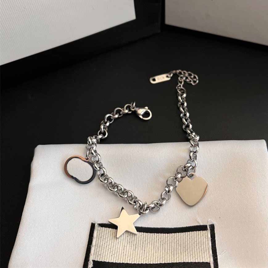 Charm Designer Classic Lucky love Bracelet 18K Gold Plated Bangle woman and Girls Valentines Day Engagement Jewelry GIFT
Charm Designer Classic Lucky love Bracelet 18K Gold Plated Bangle woman and Girls Valentines Day Engagement Jewelry GIFT