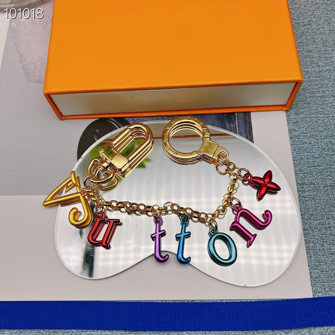 2023 New trend men's and women's high-grade chain keychain luxury pendant