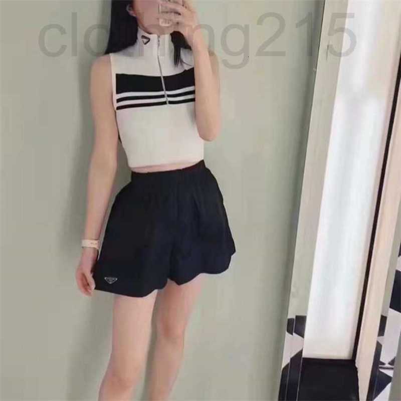 Women' Tanks & Camis Designer 322 2022 Spring Summer Brand Same Style Crew Neck High Quality Short Sleeve White Striped Flora Print Top Pullover yuanf FNSS
Women' Tanks & Camis Designer 322 2022 Spring Summer Brand Same Style Crew Neck High Quality Short Sleeve White Striped Flora Print Top Pullover yuanf FNSS