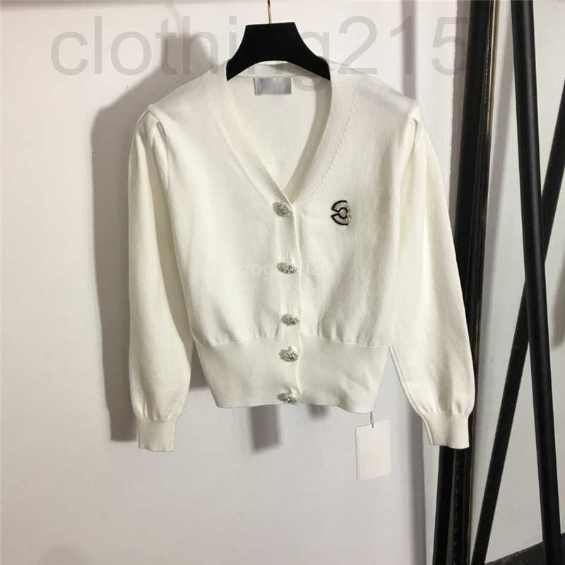 Women's Knits & Tees Designer 2022 Women'S Short Sweaters Tops With Letters Beads Crop Top Shirt High End Custom 23L1, White
Women's Knits & Tees Designer 2022 Women'S Short Sweaters Tops With Letters Beads Crop Top Shirt High End Custom 23L1, White