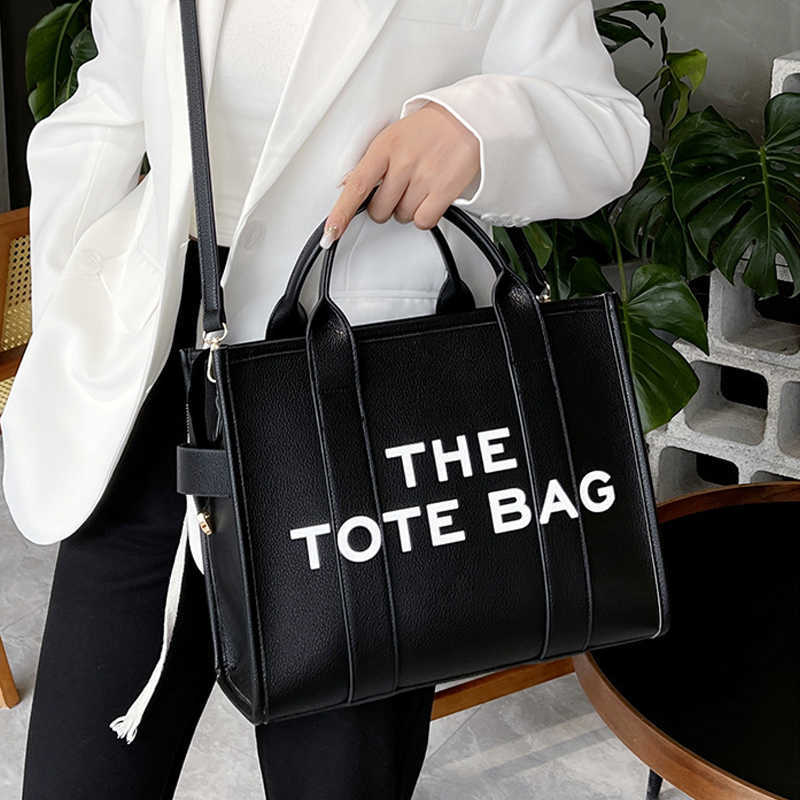 Totes For Women Luxury Designer Leather Tote Bag Large Capacity Women Handbags Pu Letters Shoulder Crossbody Bags Casual Big Shopper Purse 2022, Black s
Totes For Women Luxury Designer Leather Tote Bag Large Capacity Women Handbags Pu Letters Shoulder Crossbody Bags Casual Big Shopper Purse 2022, Black s