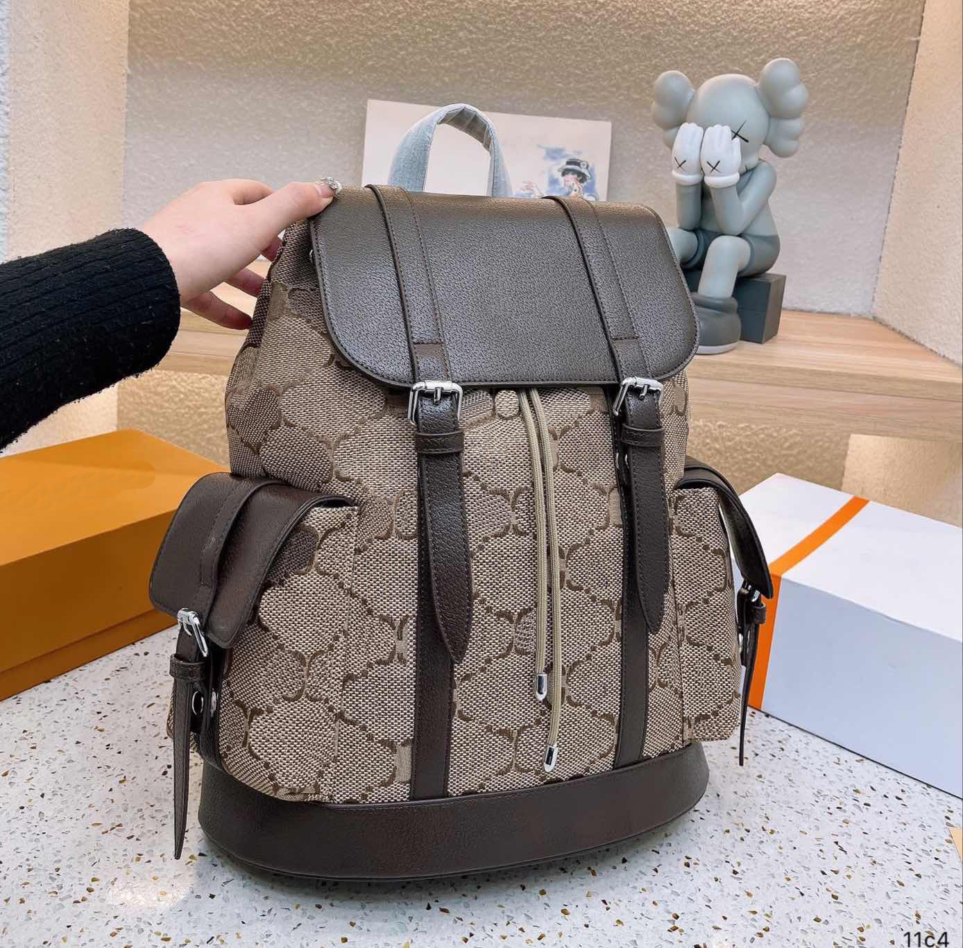 Luxury men backpacks designer backpack fashion classic 7A top women schoolbag bags 10 colors, Black
Luxury men backpacks designer backpack fashion classic 7A top women schoolbag bags 10 colors, Black