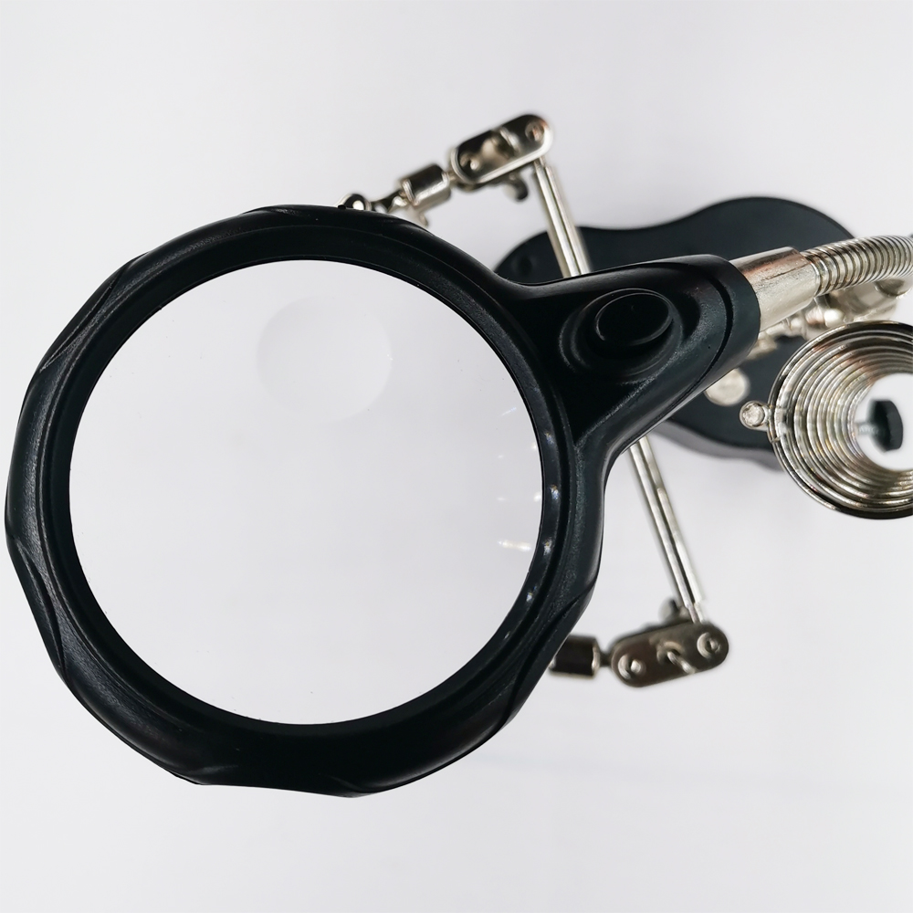 Welding Equipment Helping Hands Soldering Station 35X 12X Magnifying Glass LED Lighted Magnifier with Auxiliary Clips Alligator C2417531