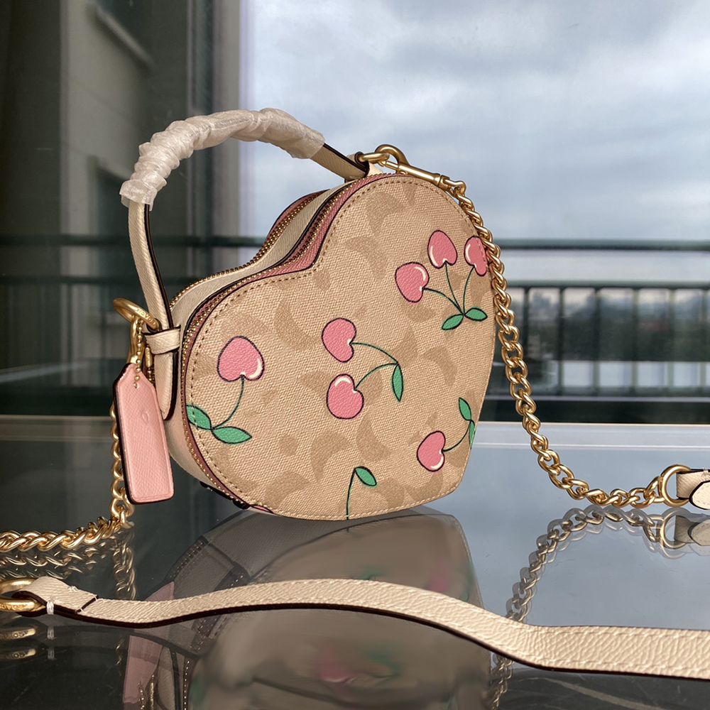 2023 Heart-shaped Designer Bag Fashion Shoulder Bag Multiple Styles Tote Bag Women Quality Leather Designers Handbags Purse Cherry Print Lady, Coabag161-21x20x10cm
2023 Heart-shaped Designer Bag Fashion Shoulder Bag Multiple Styles Tote Bag Women Quality Leather Designers Handbags Purse Cherry Print Lady, Coabag161-21x20x10cm