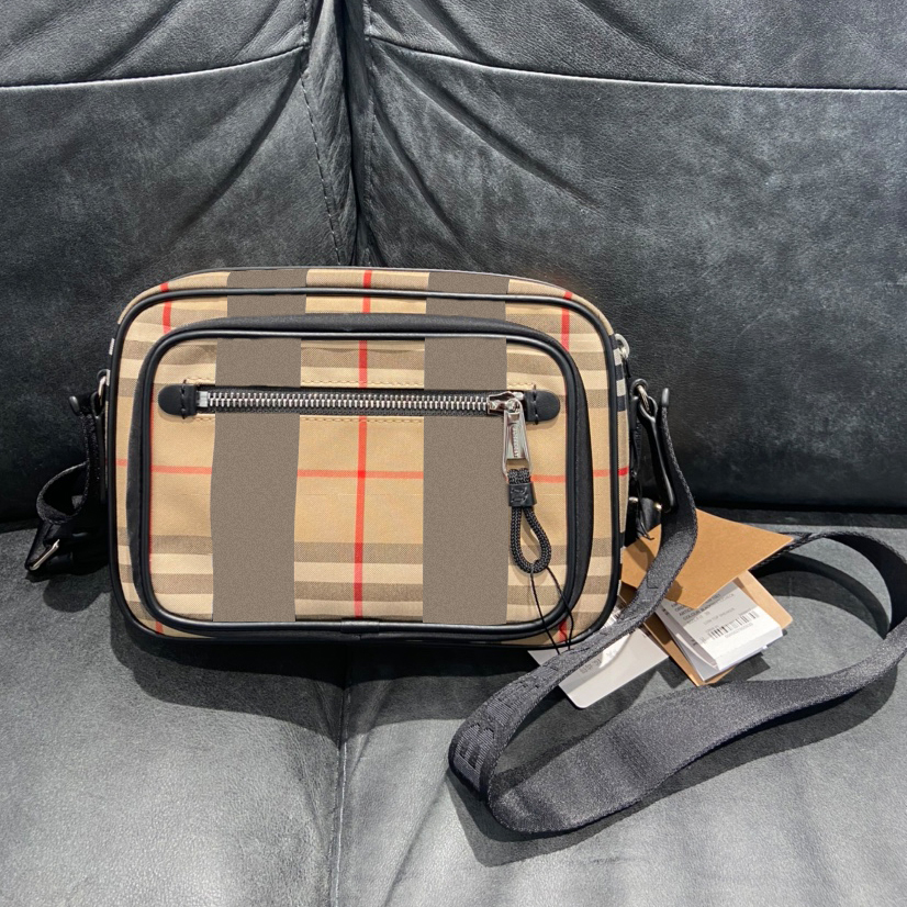 Luxury Designer TB stripe Bag camera Shoulder crossbody classic nylon handbags Vintage Check totes Leather Women's burbrery man wallet strap messenger clutch Bags
Luxury Designer TB stripe Bag camera Shoulder crossbody classic nylon handbags Vintage Check totes Leather Women's burbrery man wallet strap messenger clutch Bags