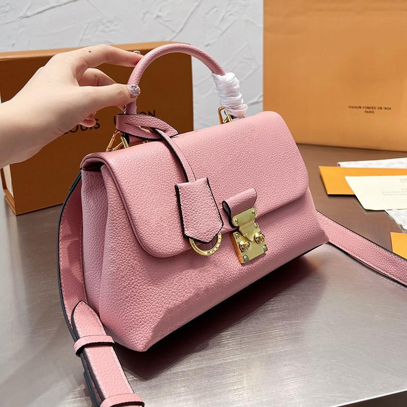 Evening Bags Luxury Bags Designer Purse Handbags Madeleine BB shoulder strap Shoulder Bags Leather Crossbody handbag For Women, Black print flowers 
Evening Bags Luxury Bags Designer Purse Handbags Madeleine BB shoulder strap Shoulder Bags Leather Crossbody handbag For Women, Black print flowers