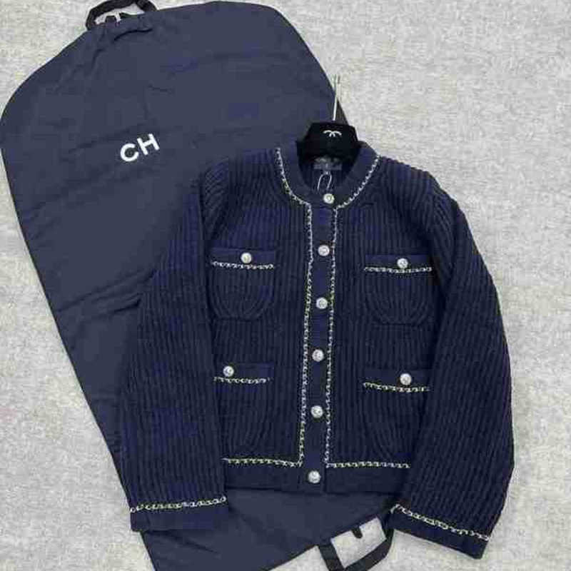 Women' Jackets Designer 2022 women vintage designer tweed blazer jacket coat female milan runway dress causal long sleeve tops clothing suit a1 04ON, Black
Women' Jackets Designer 2022 women vintage designer tweed blazer jacket coat female milan runway dress causal long sleeve tops clothing suit a1 04ON, Black