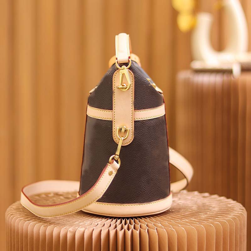 AAAAA designer bags bag women crossbody bags luxury handbag purse wallet with gift box luxury casual woman handbag bags handbags hobo purses, Brown
AAAAA designer bags bag women crossbody bags luxury handbag purse wallet with gift box luxury casual woman handbag bags handbags hobo purses, Brown