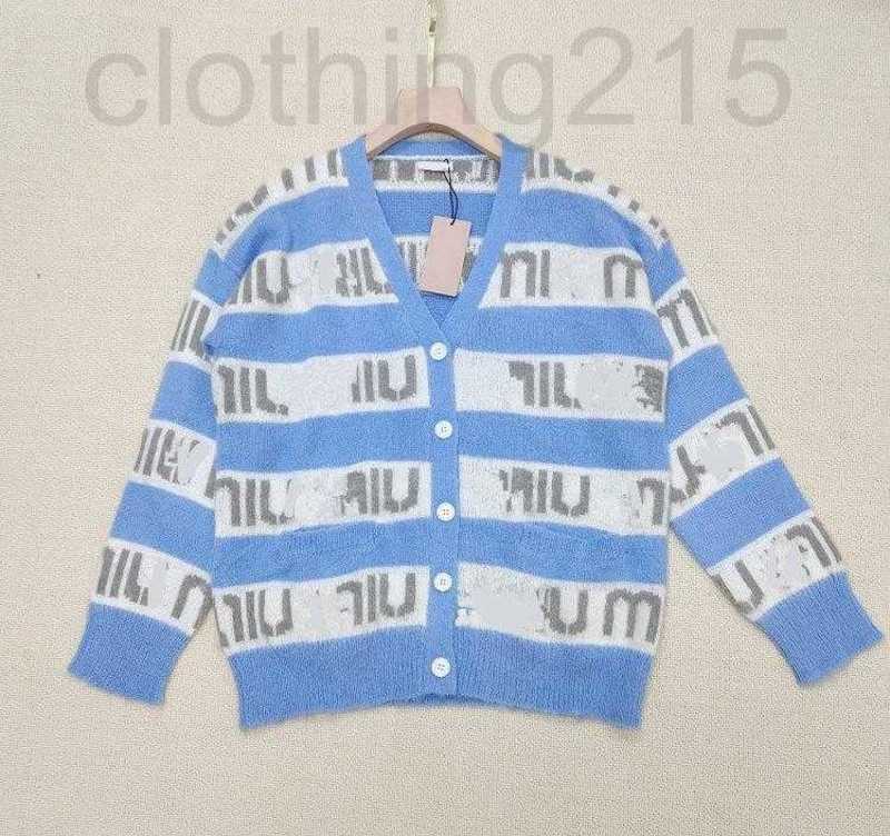 Women' Sweaters Designer 2022 Brand Same Style Cardigan V Neck Striped Blue High quality Fashion Top Long Sleeve Women Clothing mingmei VFTW, Customize
Women' Sweaters Designer 2022 Brand Same Style Cardigan V Neck Striped Blue High quality Fashion Top Long Sleeve Women Clothing mingmei VFTW, Customize