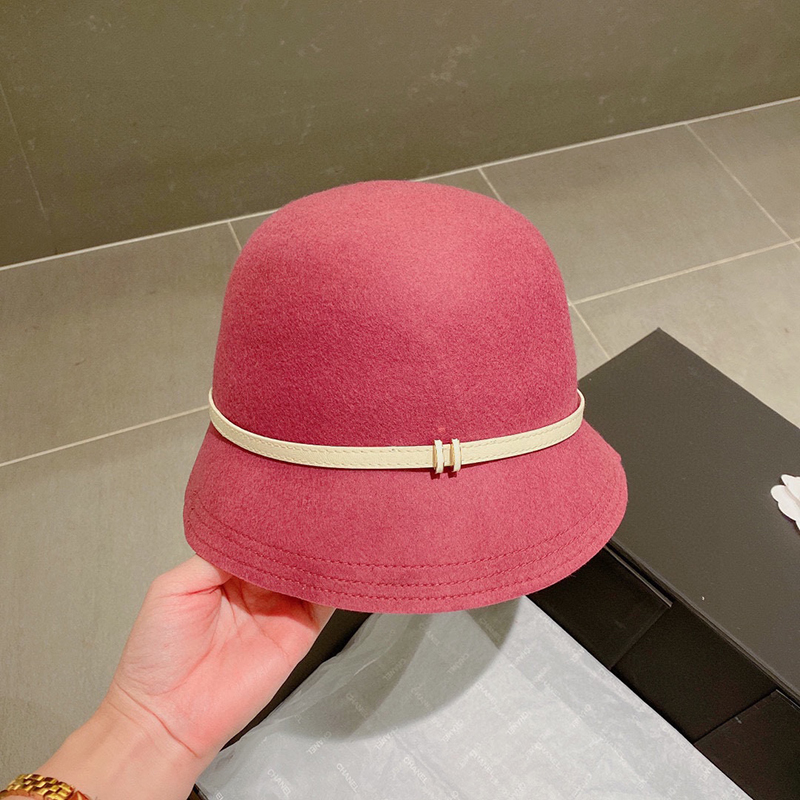 Womens Designer Bucket Hat Fashion Wool Top Hats For Woman Luxury Warm Fisher Hats Mans Bonnet Beanies Straw Hat Baseball Caps 2302166BF, Black
Womens Designer Bucket Hat Fashion Wool Top Hats For Woman Luxury Warm Fisher Hats Mans Bonnet Beanies Straw Hat Baseball Caps 2302166BF, Black