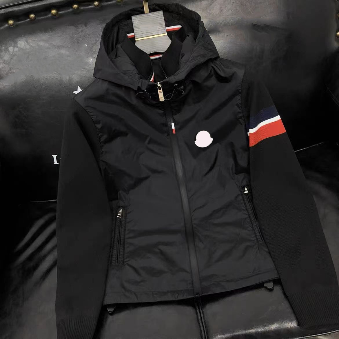 Designer Windbreaker Jacket Coats Coat Man Budge Outwears Hooded Jackets Streetwear Tops M-5XL B1PJ, Blue
Designer Windbreaker Jacket Coats Coat Man Budge Outwears Hooded Jackets Streetwear Tops M-5XL B1PJ, Blue