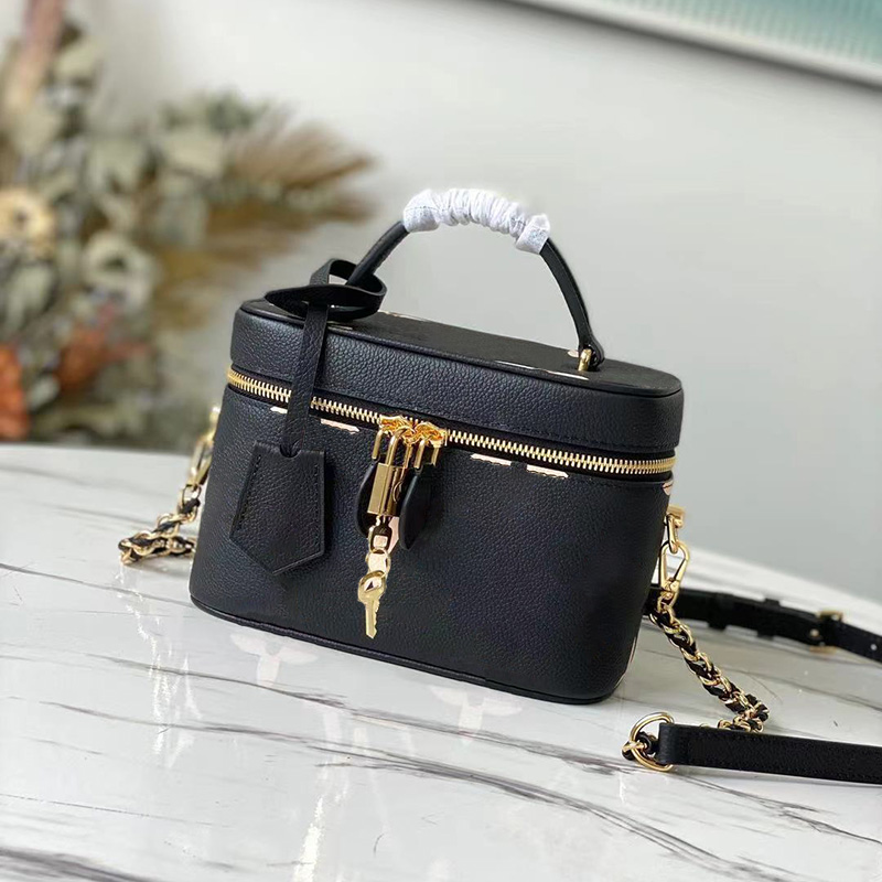 Shoulder Bags Delicate knockoff Designer Makeup Bag VANITY PM 19CM Genuine leather Hand Bag M45598 With Box YL061, M45599
Shoulder Bags Delicate knockoff Designer Makeup Bag VANITY PM 19CM Genuine leather Hand Bag M45598 With Box YL061, M45599
