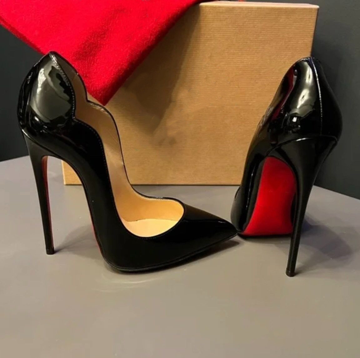 Women's Pump Fashion High Heels Shoes red shiny bottoms Sexy Pointed Toe 8cm 10cm 12cm Heel Dress Shoe Black Nude Patent Leather Pumps 35-44 no box, Original box
Women's Pump Fashion High Heels Shoes red shiny bottoms Sexy Pointed Toe 8cm 10cm 12cm Heel Dress Shoe Black Nude Patent Leather Pumps 35-44 no box, Original box