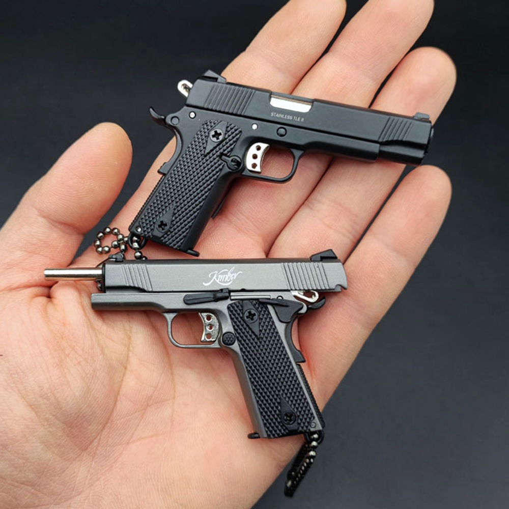 1:3 Metal Gun Model Toys 1911 Pistol Alloy Miniature Models Detachable Keychain For Kids Adults Collection Office Desk Fidget Toys 1644
1:3 Metal Gun Model Toys 1911 Pistol Alloy Miniature Models Detachable Keychain For Kids Adults Collection Office Desk Fidget Toys 1644