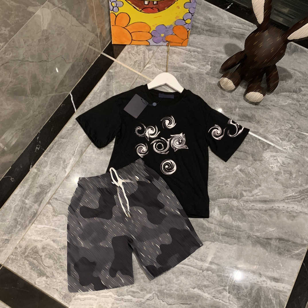 KIds Dress Child Sets Baby Clothes Summer 2pcs T-shirt And Shorts camouflage pattern design New Listing SIZE -160 CM Feb7, Black
KIds Dress Child Sets Baby Clothes Summer 2pcs T-shirt And Shorts camouflage pattern design New Listing SIZE -160 CM Feb7, Black