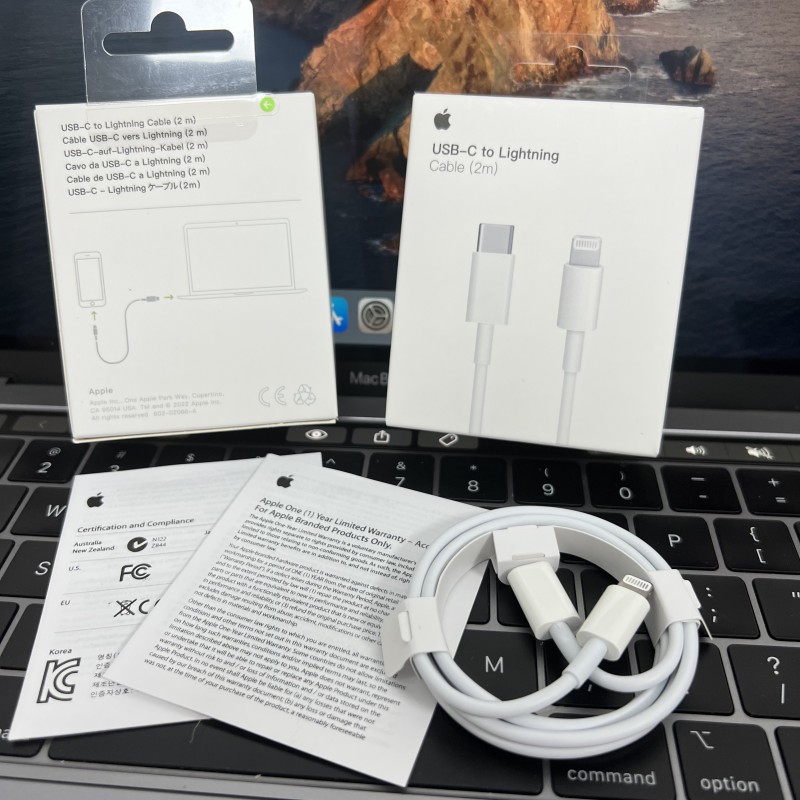 Original 20W PD Cable Fast Charging USB C Cable High Speed Type C Charging Data Cable For Apple iphone 14 13 12 11 pro max with retail box, White
Original 20W PD Cable Fast Charging USB C Cable High Speed Type C Charging Data Cable For Apple iphone 14 13 12 11 pro max with retail box, White