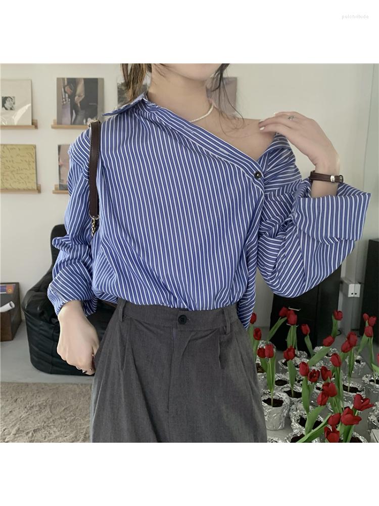 Women's Blouses Blue White Color Classic Striped Design Women Shirt Asymmetric Lapel Single Breasted Over-shirt Office Lady Loose Vintage
Women's Blouses Blue White Color Classic Striped Design Women Shirt Asymmetric Lapel Single Breasted Over-shirt Office Lady Loose Vintage