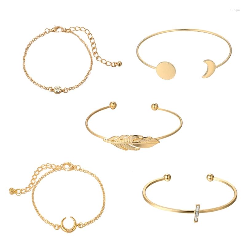 Charm Bracelets 5 Pcs Punk Minimalist Moon Bracelet Set Geometric Round Disc Leaves Jewelry Open For Women Girls
Charm Bracelets 5 Pcs Punk Minimalist Moon Bracelet Set Geometric Round Disc Leaves Jewelry Open For Women Girls