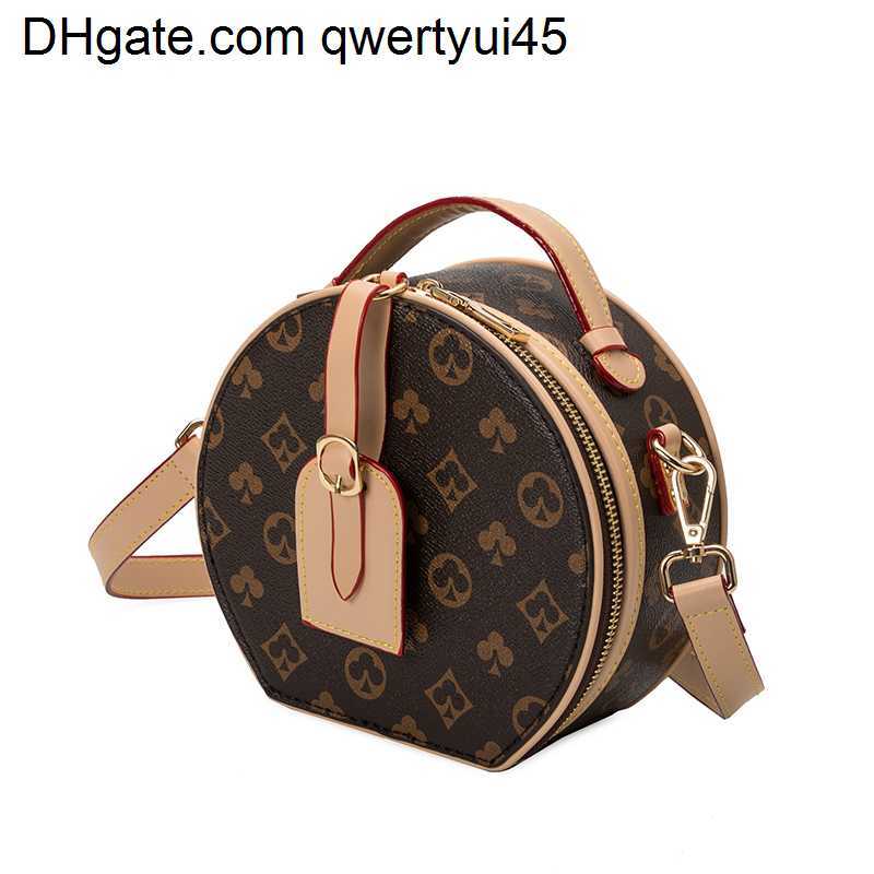 qwertyui45 Shoulder Bags Designers Round Handbag Totes Women Messenger Bags PU Crossbody Vintage Floral Ladies Shoulder Bag Leather Hobos 021723H, Black
qwertyui45 Shoulder Bags Designers Round Handbag Totes Women Messenger Bags PU Crossbody Vintage Floral Ladies Shoulder Bag Leather Hobos 021723H, Black