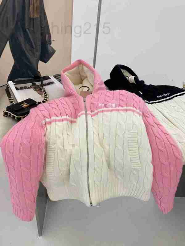Women' Knits & Tees Designer Version autumn and winter new hooded twisted pattern cashmere down jacket IF35, Pink3
Women' Knits & Tees Designer Version autumn and winter new hooded twisted pattern cashmere down jacket IF35, Pink3