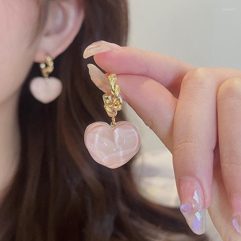 Dangle Earrings 2023 Summer Love Pendant Korean Style Sweet Girl Heart Simple For Women Wedding Party Fashion Jewelry
Dangle Earrings 2023 Summer Love Pendant Korean Style Sweet Girl Heart Simple For Women Wedding Party Fashion Jewelry