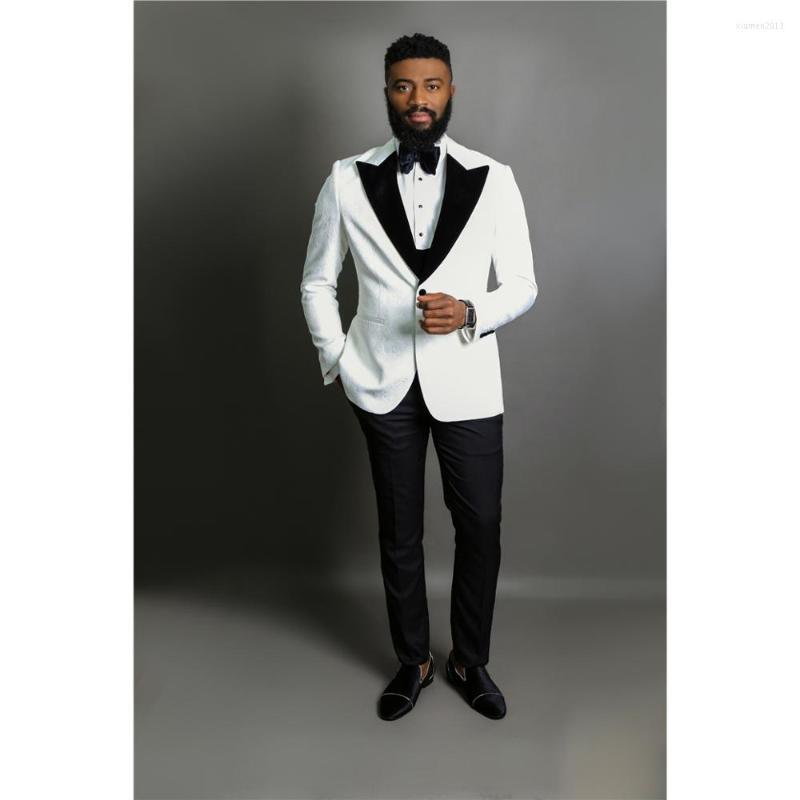 Men's Suits Men Arrival Shawl Lapel Man Pattern White Groom Tuxedos Wedding/prom 3 Pieces ( Jacket Pants Vest Tie ) E55, Same the picture
Men's Suits Men Arrival Shawl Lapel Man Pattern White Groom Tuxedos Wedding/prom 3 Pieces ( Jacket Pants Vest Tie ) E55, Same the picture