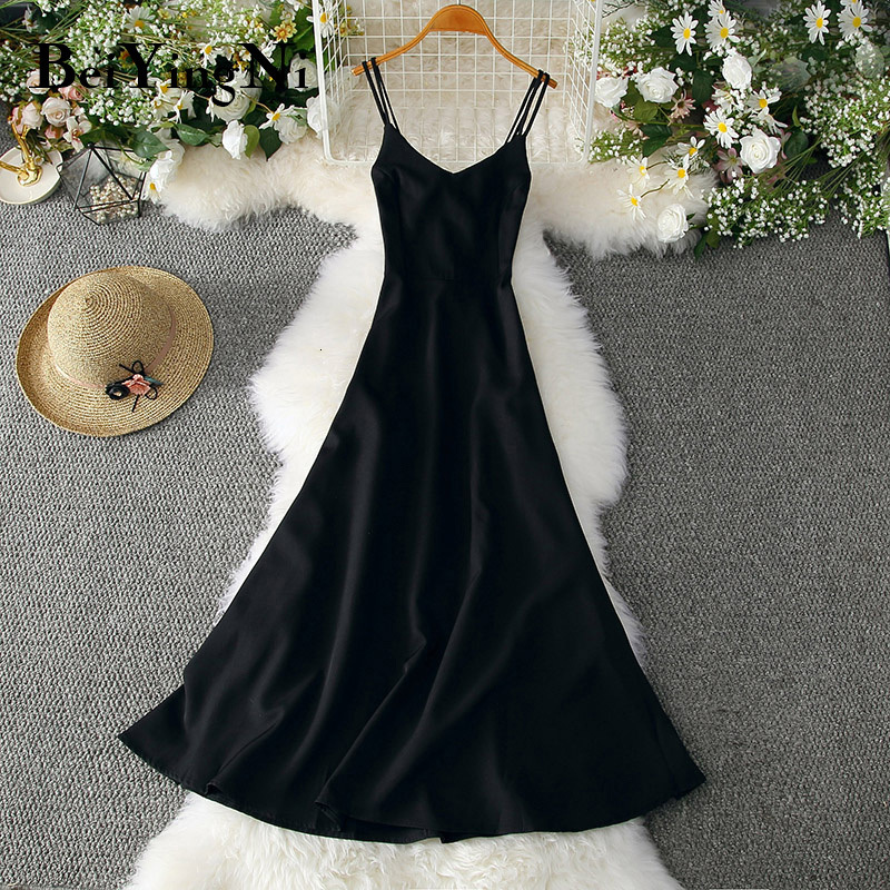 Casual Dresses Beiyingni Women Beach Boho Strap Sexy Party Club White Black Backless High Waist Vacation Street Maxi 230217