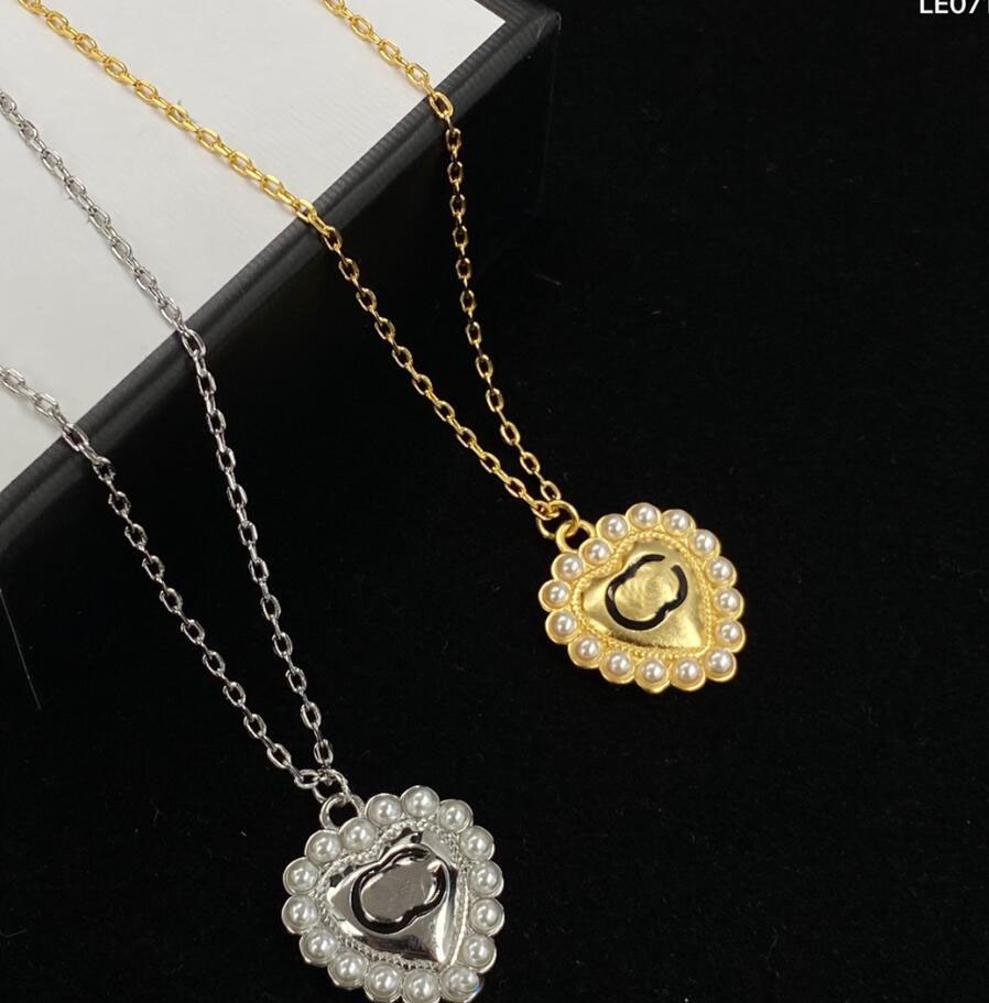 Luxury Two Letter Pendant Necklace Men Women Designer Pearl Love Heart Necklaces Chain Brass Ladies Party Gift Top Quality Jewelry
Luxury Two Letter Pendant Necklace Men Women Designer Pearl Love Heart Necklaces Chain Brass Ladies Party Gift Top Quality Jewelry
