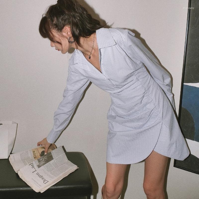 Casual Dresses Spring And Autumn 2023 Lapel Long-sleeved Dress With Waist Temperament V-neck Striped Shirt Women Clothing, Blue
Casual Dresses Spring And Autumn 2023 Lapel Long-sleeved Dress With Waist Temperament V-neck Striped Shirt Women Clothing, Blue