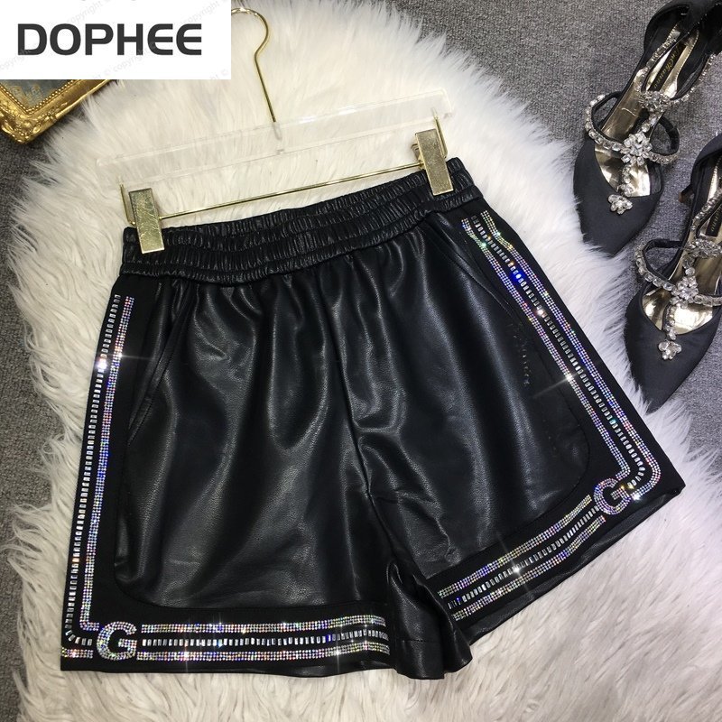 Women's Shorts Trendy Drilling Women Leather Allmatch Elastic High Waist Out Wearing Short Pants PU Wide Leg Boot 230217, Black
Women's Shorts Trendy Drilling Women Leather Allmatch Elastic High Waist Out Wearing Short Pants PU Wide Leg Boot 230217, Black