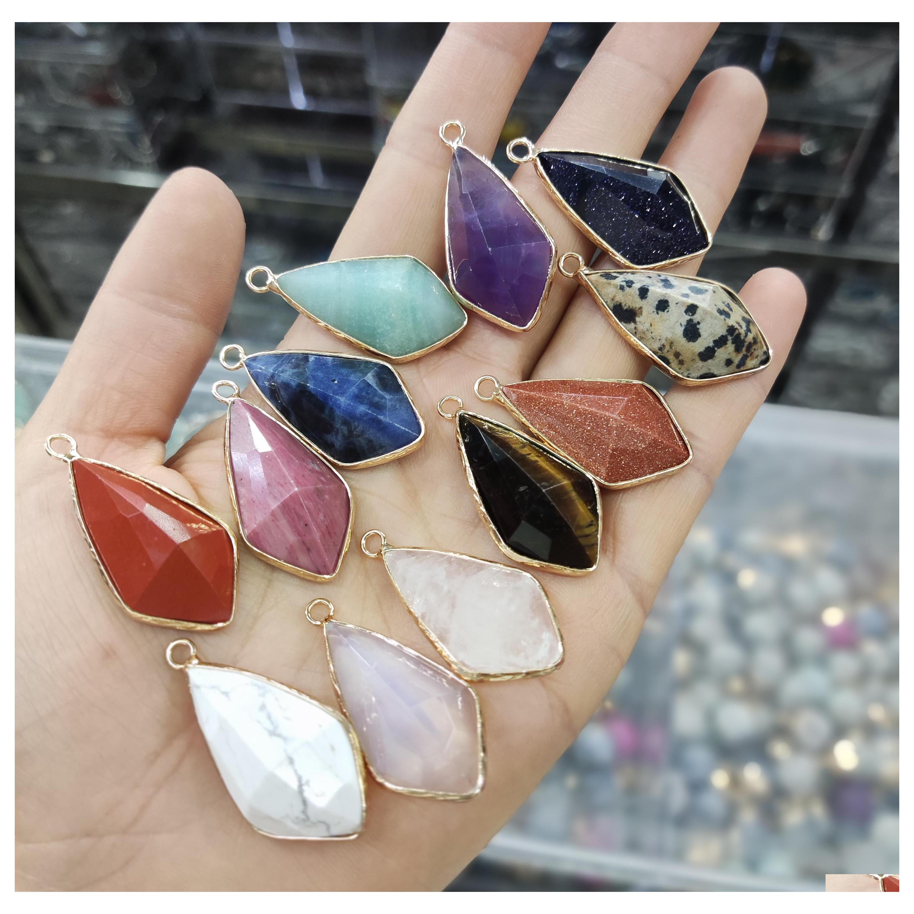 Charms Gold Edge Faceted Natural Crystal Geometry Stone Rose Quartz Pendants Trendy For Jewelry Making Sport1 Drop Delivery Findings Dhxqc
Charms Gold Edge Faceted Natural Crystal Geometry Stone Rose Quartz Pendants Trendy For Jewelry Making Sport1 Drop Delivery Findings Dhxqc