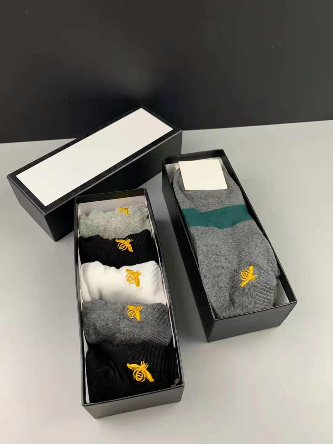 2023 top quality designer men's and women's socks five brands of luxury sports winter net letter knit sock cotton with boxes, 01
2023 top quality designer men's and women's socks five brands of luxury sports winter net letter knit sock cotton with boxes, 01
