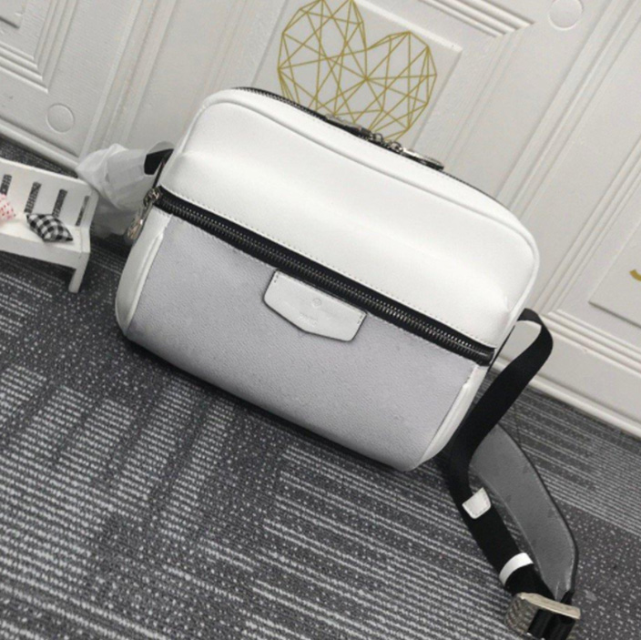 Crossbody messenger bag designer tote bag shoulder bags mens wallet high quality luxurys handbags 30233 purses card holder
Crossbody messenger bag designer tote bag shoulder bags mens wallet high quality luxurys handbags 30233 purses card holder