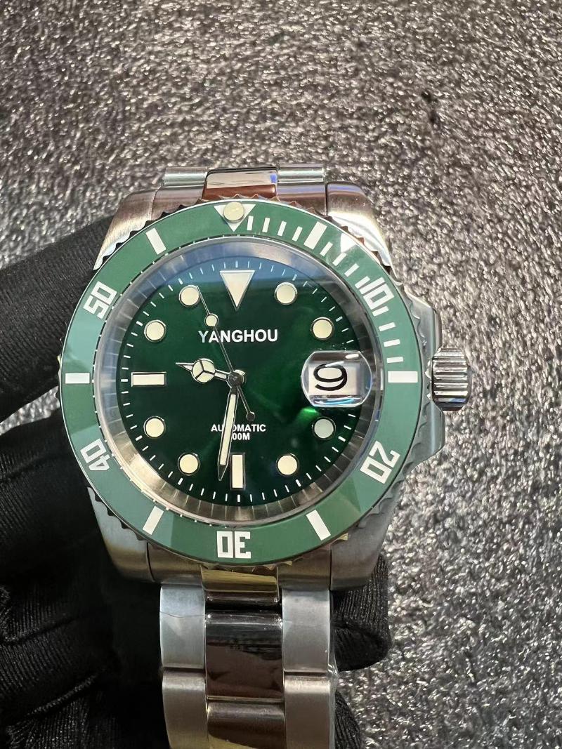 Wristwatches YANGHOU Men Mechanical Wristwatch Luxury Ceramic Bezel Automatic Watch Sapphire Glass For Relogio Masculino, Blue
Wristwatches YANGHOU Men Mechanical Wristwatch Luxury Ceramic Bezel Automatic Watch Sapphire Glass For Relogio Masculino, Blue