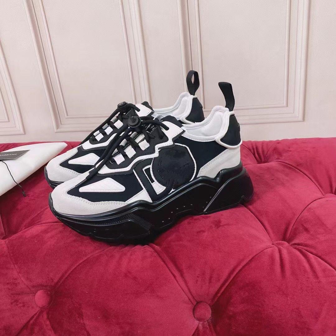 2022 Designer Shoes Men Luxury Designers Sneaker Women Platform Leather Casual Shoe Low Top Lace Up Sneakers with Clear Sole New Trainers Klj04001 Fgd
2022 Designer Shoes Men Luxury Designers Sneaker Women Platform Leather Casual Shoe Low Top Lace Up Sneakers with Clear Sole New Trainers Klj04001 Fgd