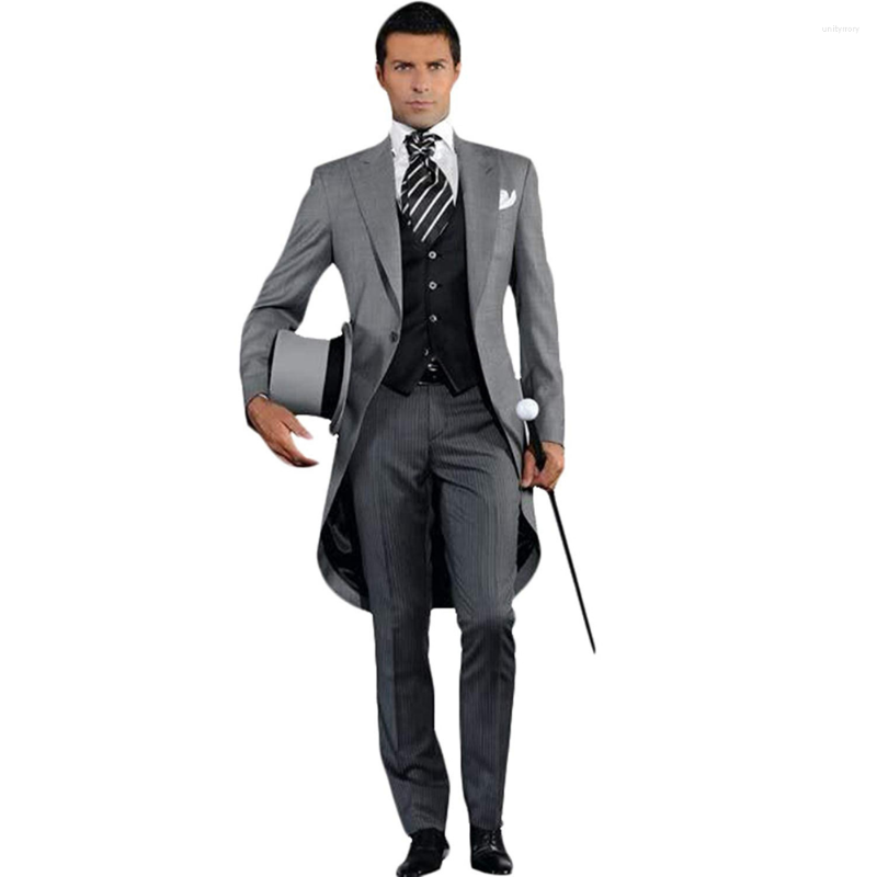 Men's Suits Italian Gentleman Style Wedding Man Long Tail Coat Groom Prom Tuxedos Formal Mens Terno Masculino (Jacket Pants Vest), Picture shown
Men's Suits Italian Gentleman Style Wedding Man Long Tail Coat Groom Prom Tuxedos Formal Mens Terno Masculino (Jacket Pants Vest), Picture shown