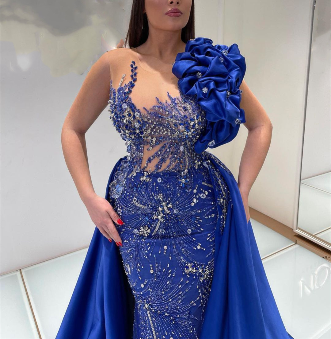 Dark Blue Luxury Prom Dresses Sleeveless V Neck 3D Lace Sexy Appliques Sequins Beaded Floor Length Celebrity Detachable Train Evening Dresses Plus Siz