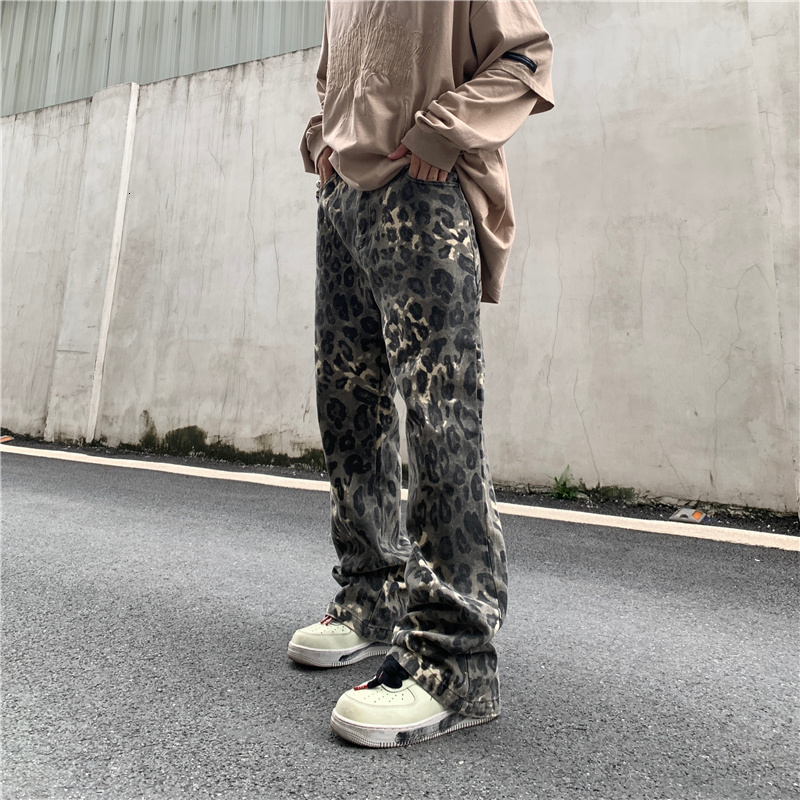 Men's Jeans Complete Leopard Straightline Print Brem Pants Male Female Denim Streetwear Casual Vibe Oversized Loosely Clothing 230217, Brown.
Men's Jeans Complete Leopard Straightline Print Brem Pants Male Female Denim Streetwear Casual Vibe Oversized Loosely Clothing 230217, Brown.