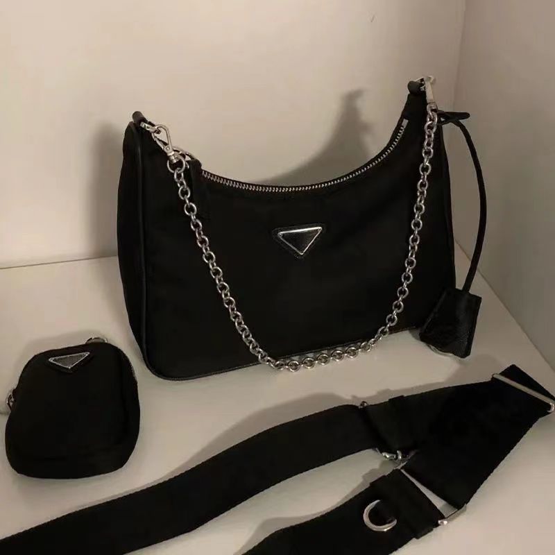 2023 Luxury designer handbag nylon messenger bag classic three-piece suit ladies underarm pradas shoulder wallet fashion star, 1-black
2023 Luxury designer handbag nylon messenger bag classic three-piece suit ladies underarm pradas shoulder wallet fashion star, 1-black