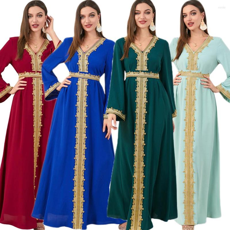 Ethnic Clothing Turkey Abaya Embroidery Muslim Women Long Dress Arabia Middle East Kaftan V-neck Evening Gown Islamic Clothes Moroccan
Ethnic Clothing Turkey Abaya Embroidery Muslim Women Long Dress Arabia Middle East Kaftan V-neck Evening Gown Islamic Clothes Moroccan