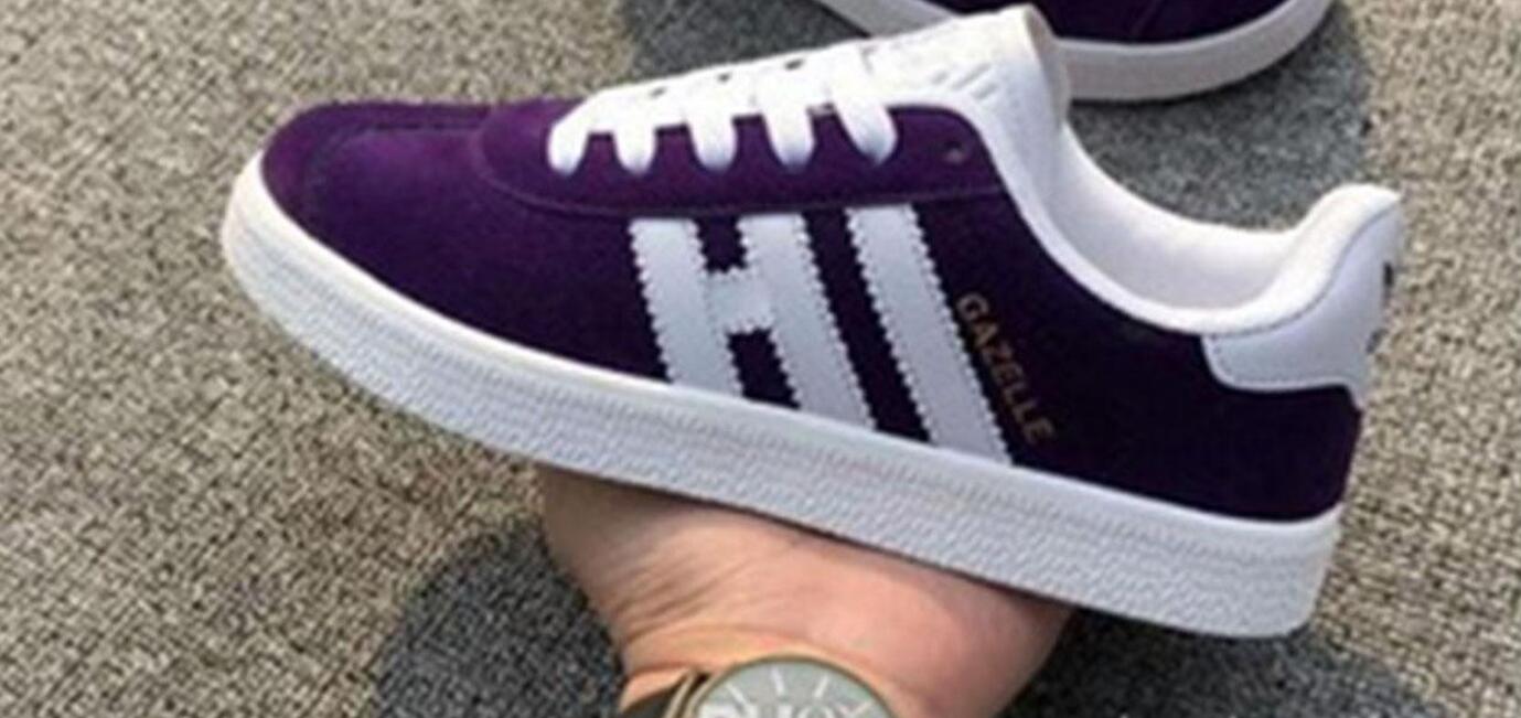 2022 Men Women suede Gazelle shoes Racer Black and white shoes Red Lightweght Breathable Walking lovers Shoes 27-44
2022 Men Women suede Gazelle shoes Racer Black and white shoes Red Lightweght Breathable Walking lovers Shoes 27-44