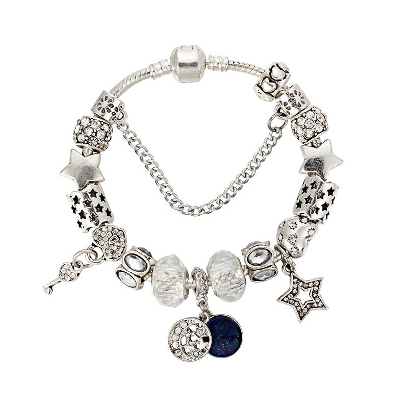 Moon and stars Pendant Charm Bracelets for Pandora 925 Silver Plated Snake Chain Party Jewelry For Women Girlfriend Gift Clear Charms Bracelet with Original Box
Moon and stars Pendant Charm Bracelets for Pandora 925 Silver Plated Snake Chain Party Jewelry For Women Girlfriend Gift Clear Charms Bracelet with Original Box