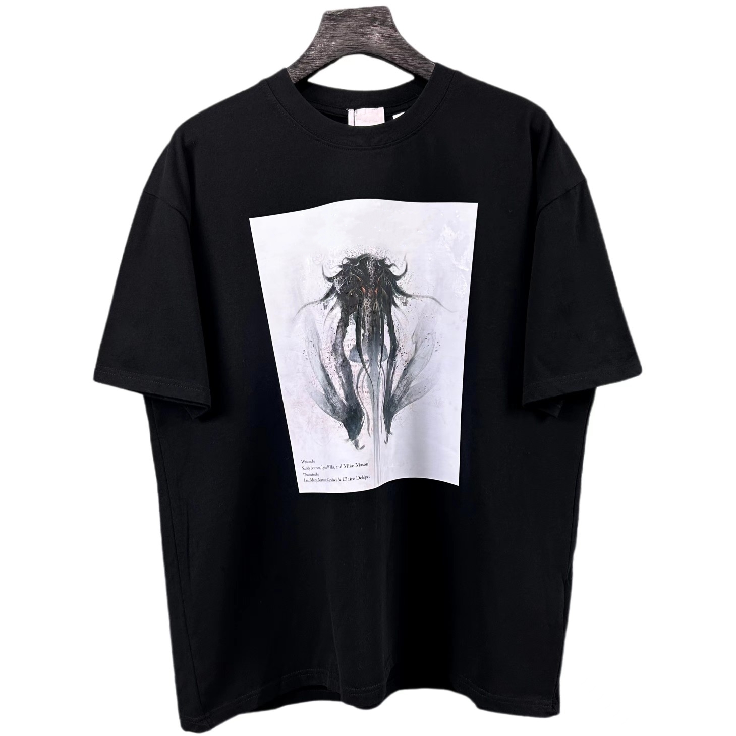 23ss summer paris italy men's t shirts Cool cotton suit colorful short sleeve soft letter printting round neck Women men shirts size S-XL bu0217., Black
23ss summer paris italy men's t shirts Cool cotton suit colorful short sleeve soft letter printting round neck Women men shirts size S-XL bu0217., Black