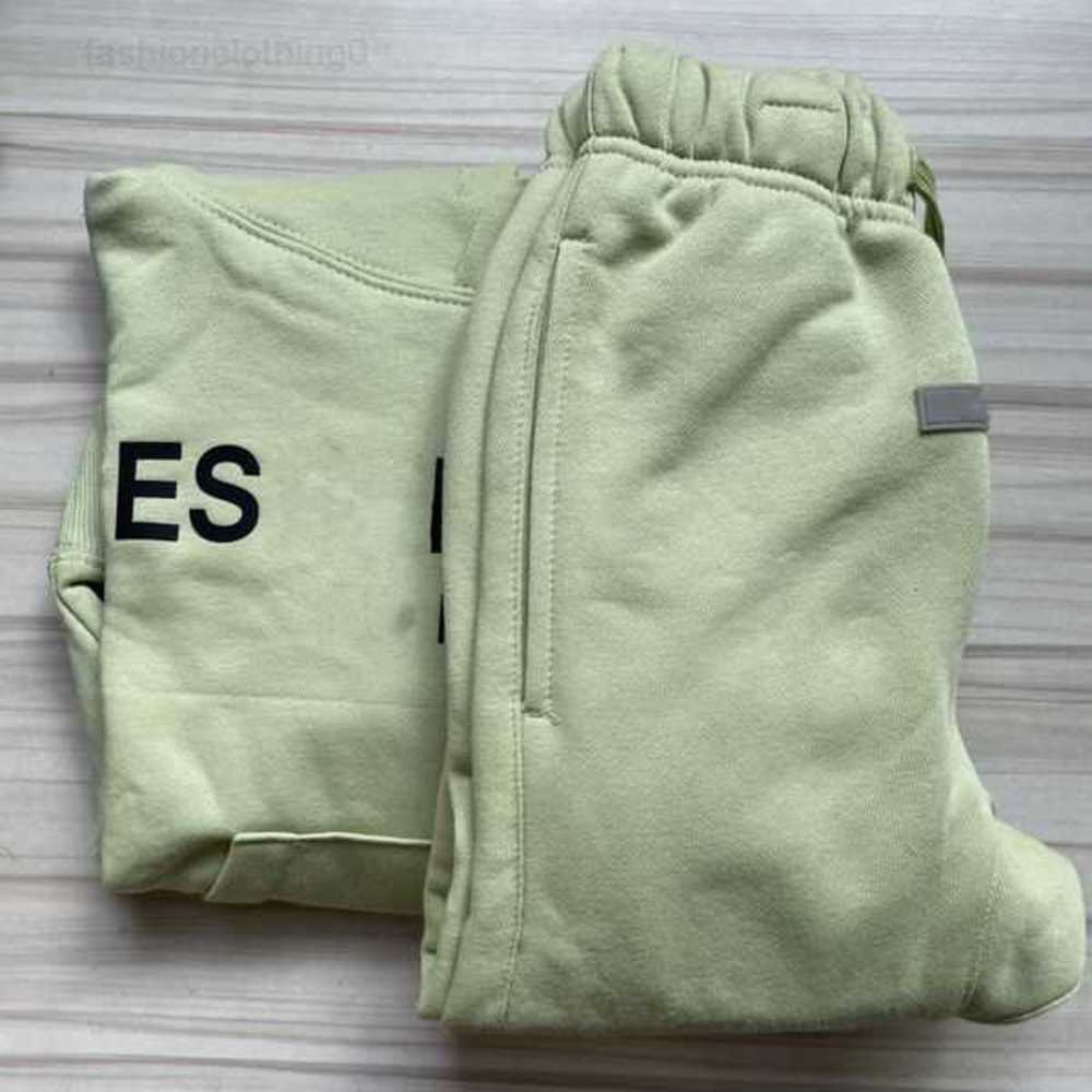 Clothes Sweatshirts Kids Men's Hoodies Ess Hooded Sets Essentials Baby Clothing Sweatshirt Fear Coats Boys of Designer Fashion Godsryl
Clothes Sweatshirts Kids Men's Hoodies Ess Hooded Sets Essentials Baby Clothing Sweatshirt Fear Coats Boys of Designer Fashion Godsryl